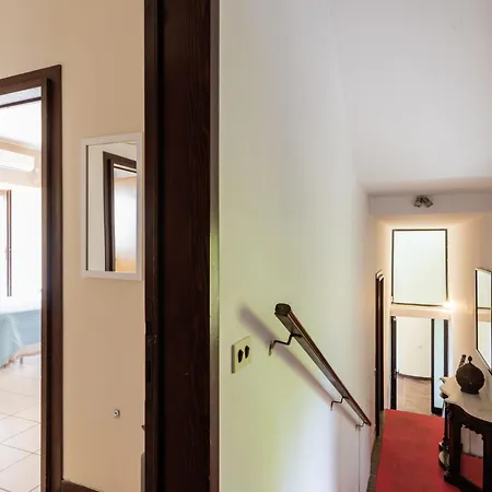 Miralago By Interhome וילה טרוויניאנו רומאנו